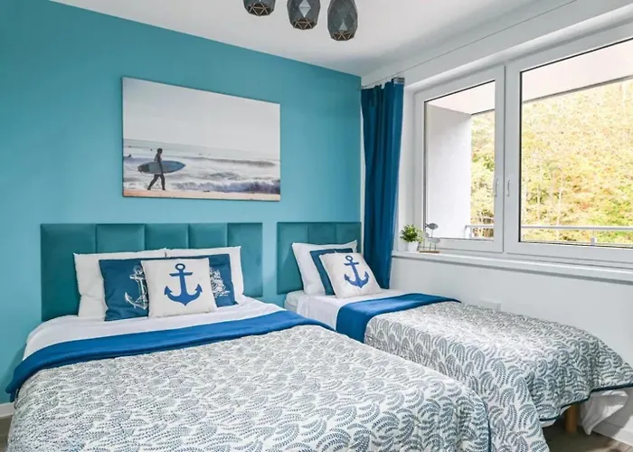 Blue A, Debina Lägenhet *